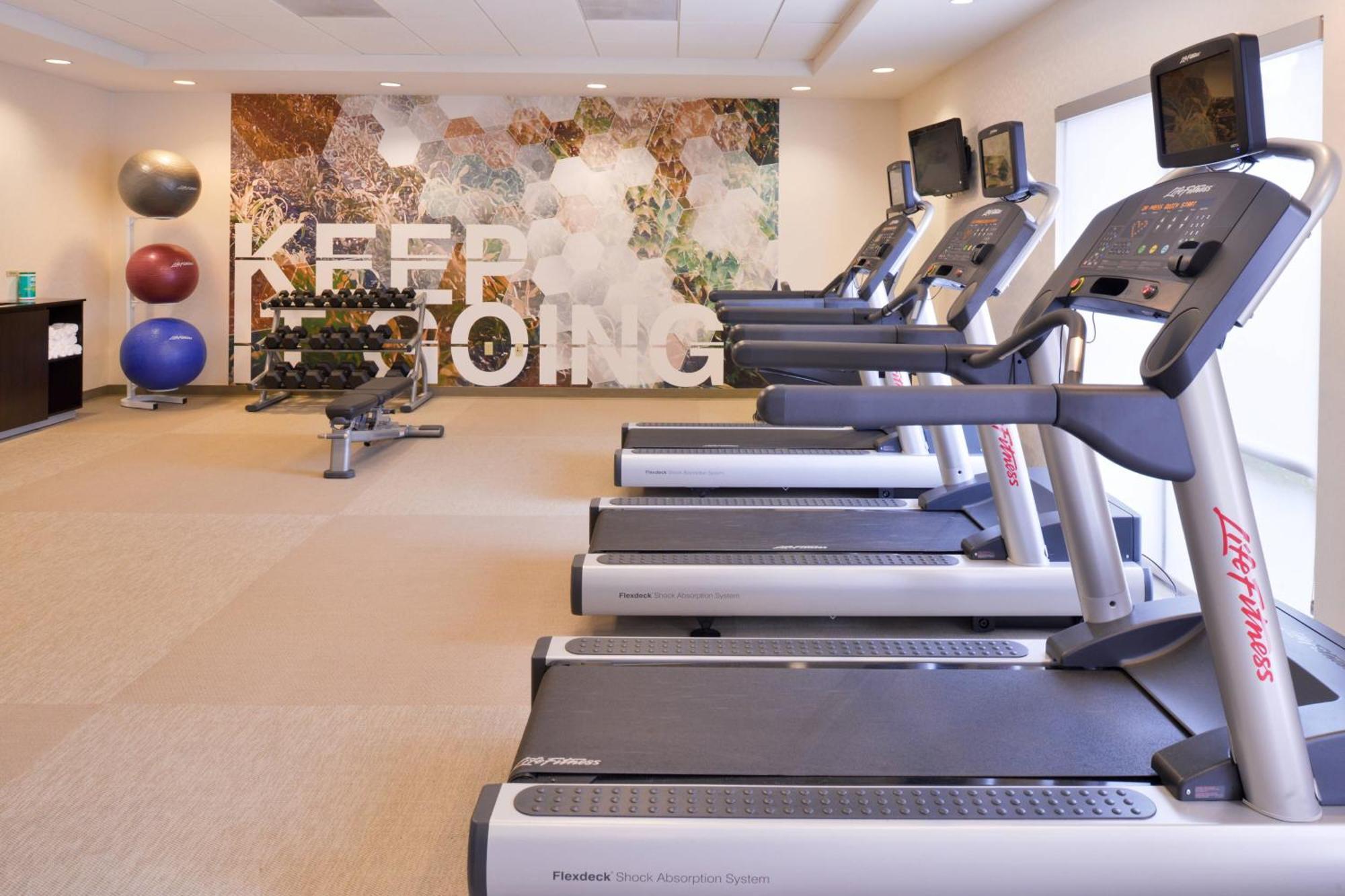 สปริงฮิลล์ สวีท โคโรนา ริเวอร์ไซด์ Hotel ภายนอก รูปภาพ